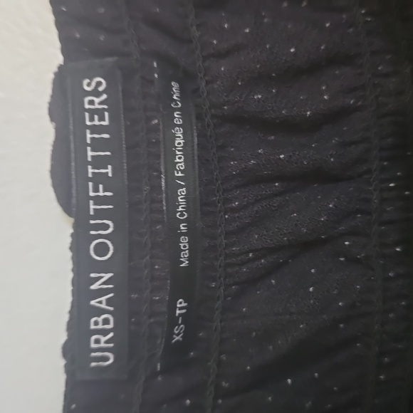 Urban Outfitters Crop Top size XS - Picture 3 of 6